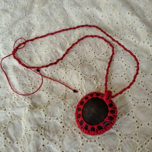 Macramé Seabean Necklace (Crimson)