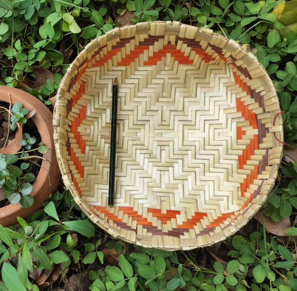 Small Bamboo basket (8"x3")