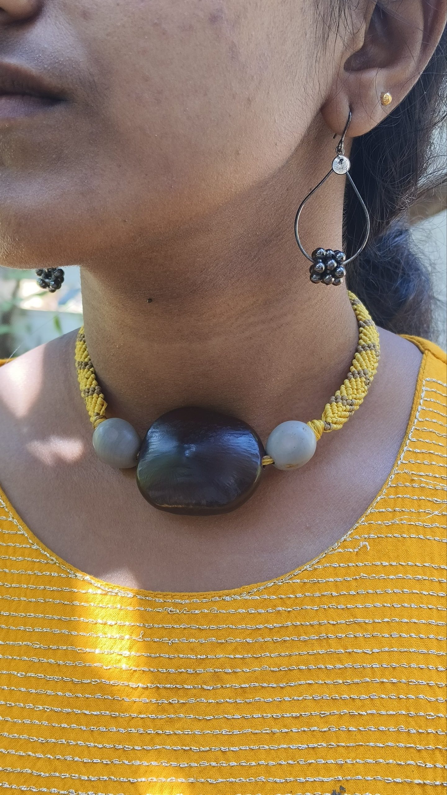 Macramé Seabean Choker - Image 2