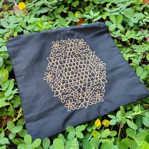 Classic Chikku Column Purse (10" x 9")